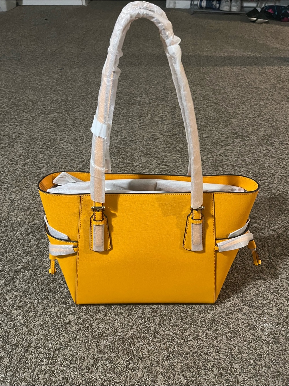 Michael Kors Yellow Leather Tote with Dual Top Handles - Picture 2 of 6